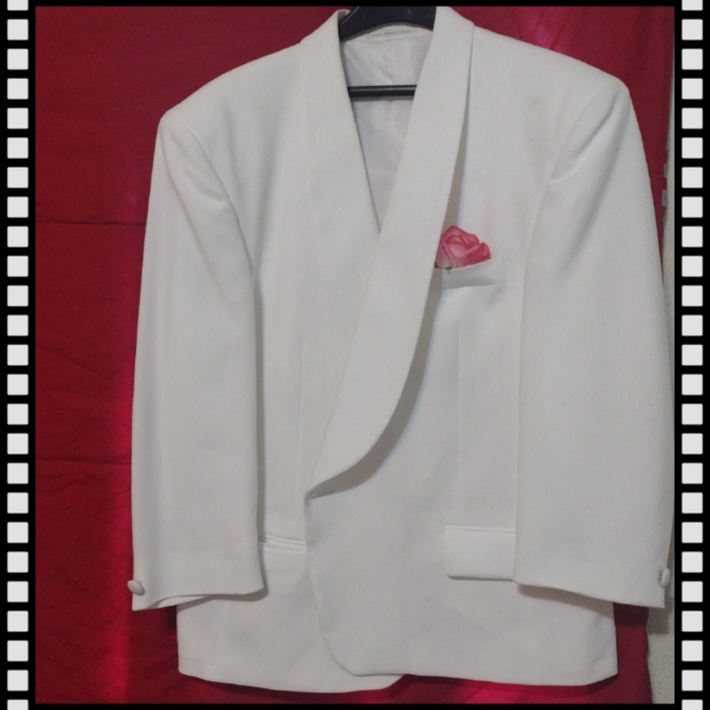 FIRST NIGHTER®™ FORMAL WEAR®™